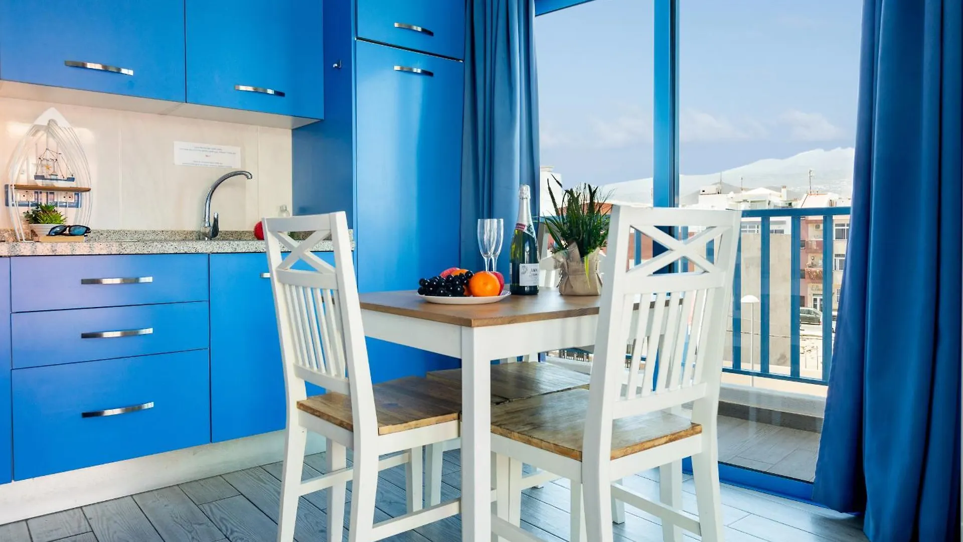 Riva Eco Guest House Los Abrigos 0*,  Ισπανία
