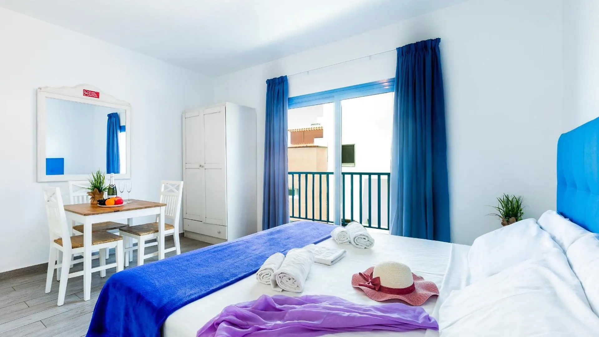 Riva Eco Guest House Los Abrigos Ισπανία